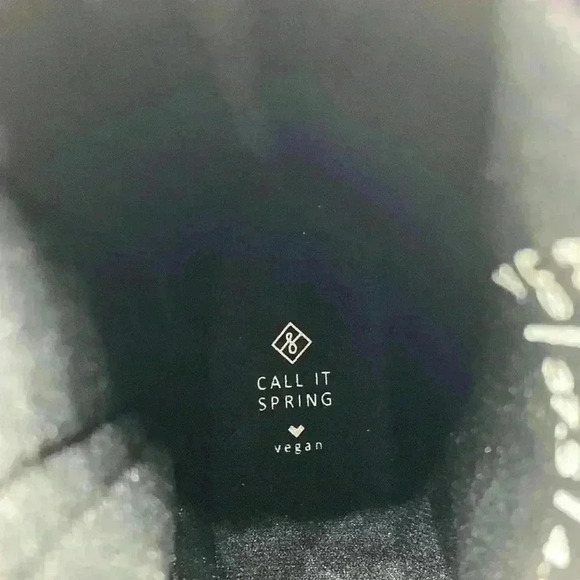 Call It Spring Black Shiny Vegan Boots Rain Womens Size 7 NWOT NEW - Picture 8 of 10